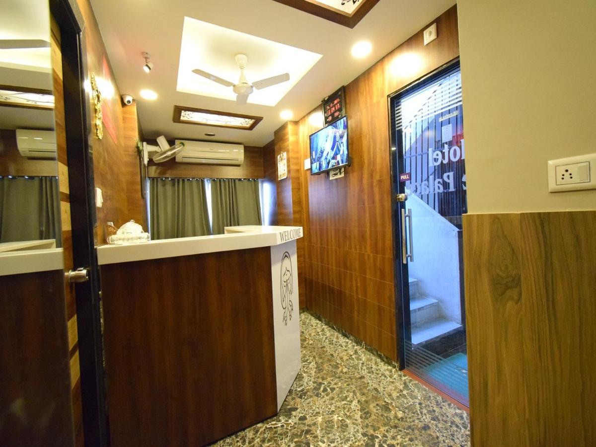 Hotel Lake Palace Ahmedabad Extérieur photo